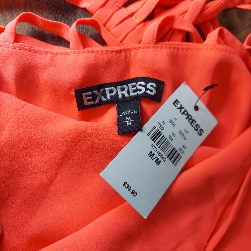 Express Strappy Top - Picture 5 of 9